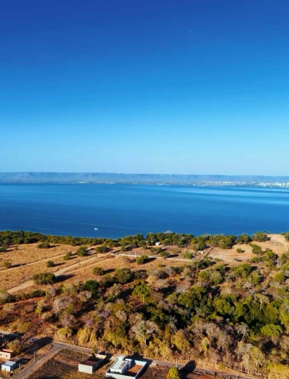 Vista aérea do Lago de Palmas 1